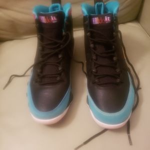 Air jordan retro 9s (dream it do it)